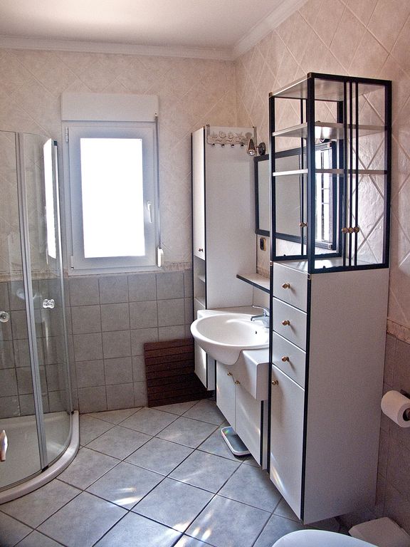 Villa Sueños – Main Bathroom