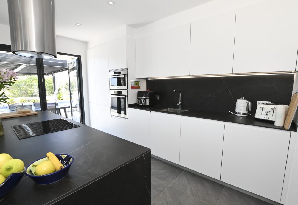14. Cucarres Cocina