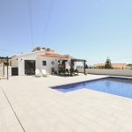 5. Cucarres Fachada