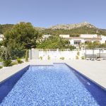 7. Cucarres piscina