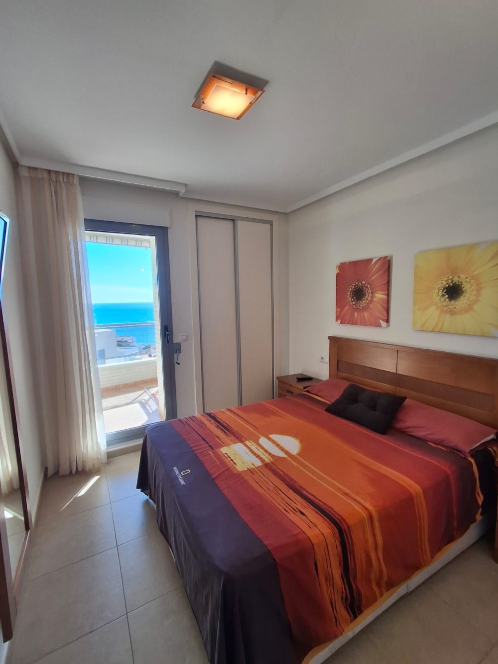 10. DORMITORIO PRINCIPAL