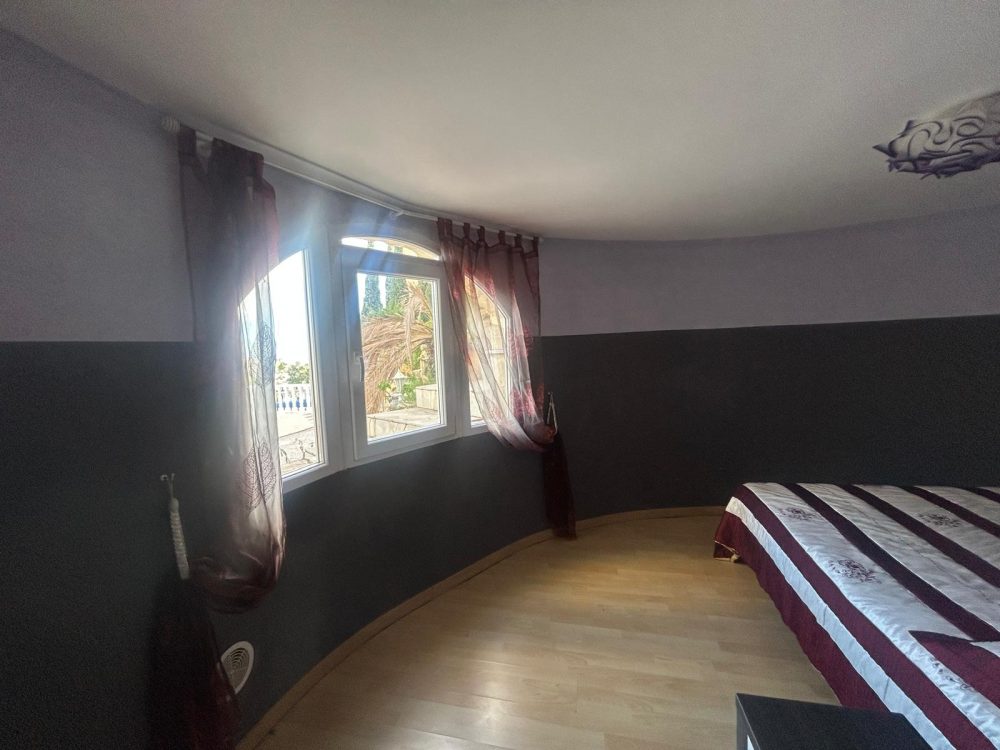 WhatsApp Image 2025-12-13 at 11.08.15 (10)