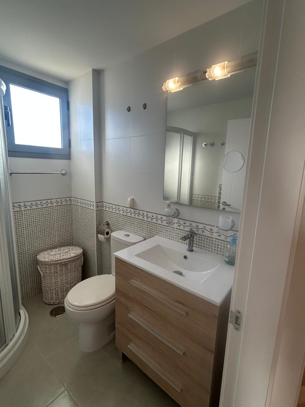 WhatsApp Image 2026-03-26 at 18.34.33 (2)