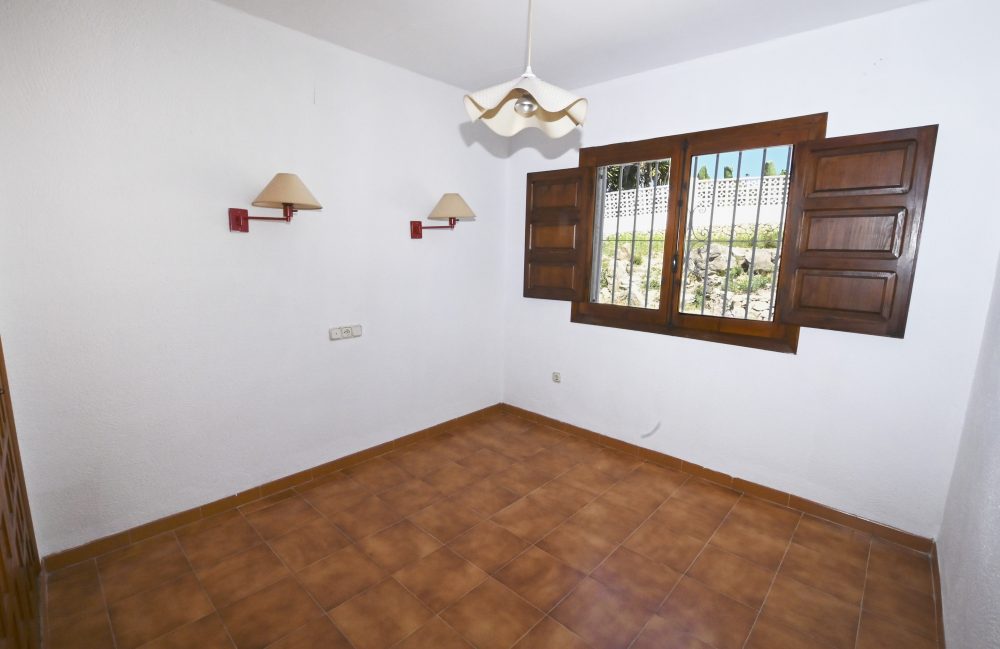 16. COLINA DEL SOL DORMITORIO 1