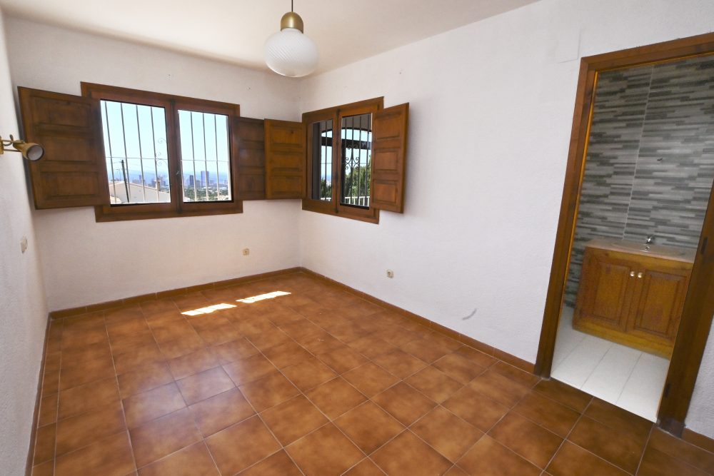 21. COLINA DEL SOL DORMITORIO 2