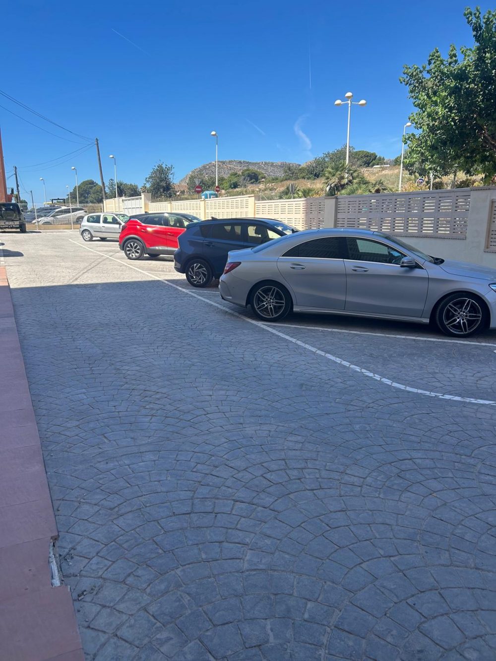 21. Fabiola I Parking