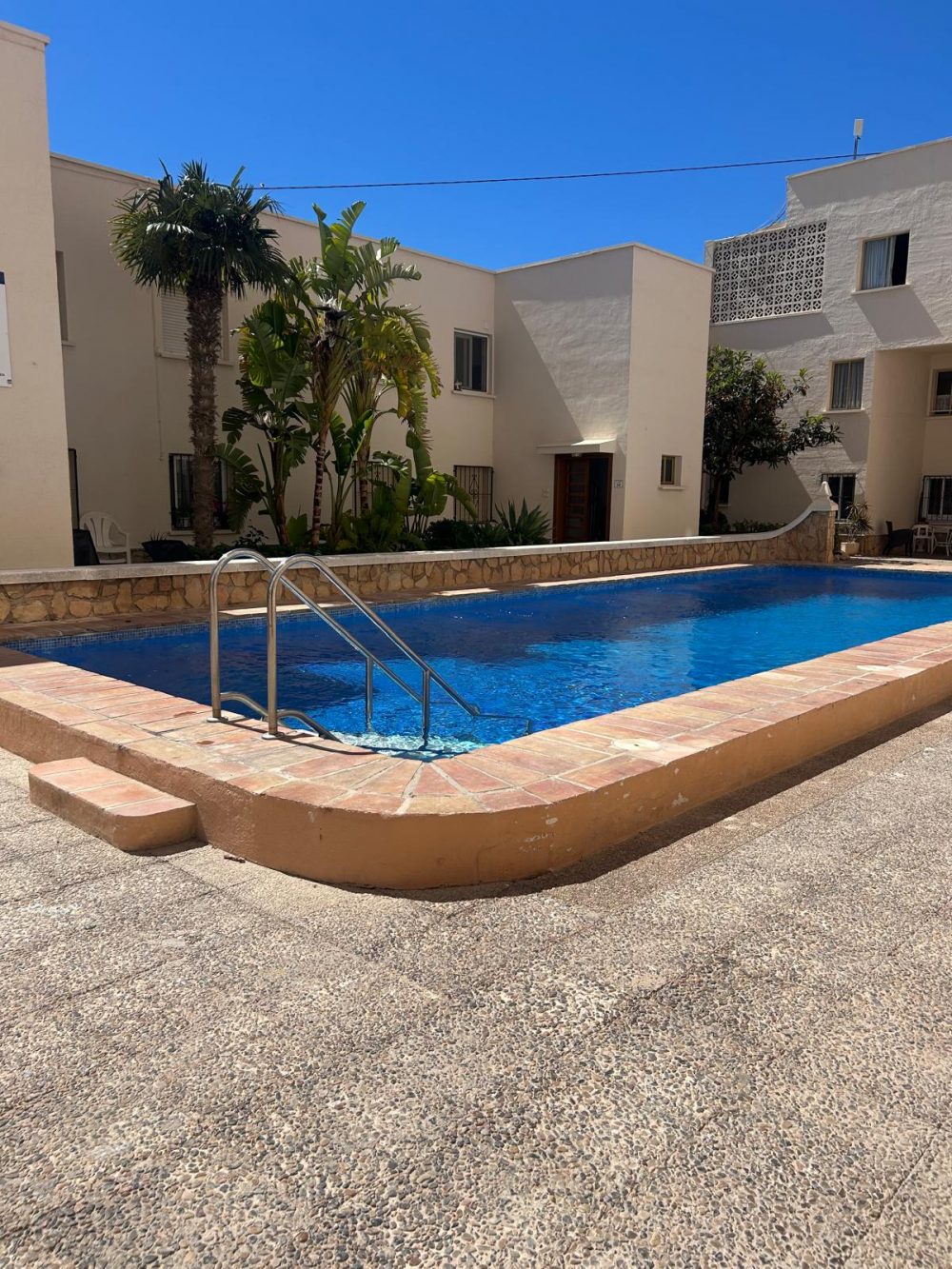 25. Fabiola I Piscina