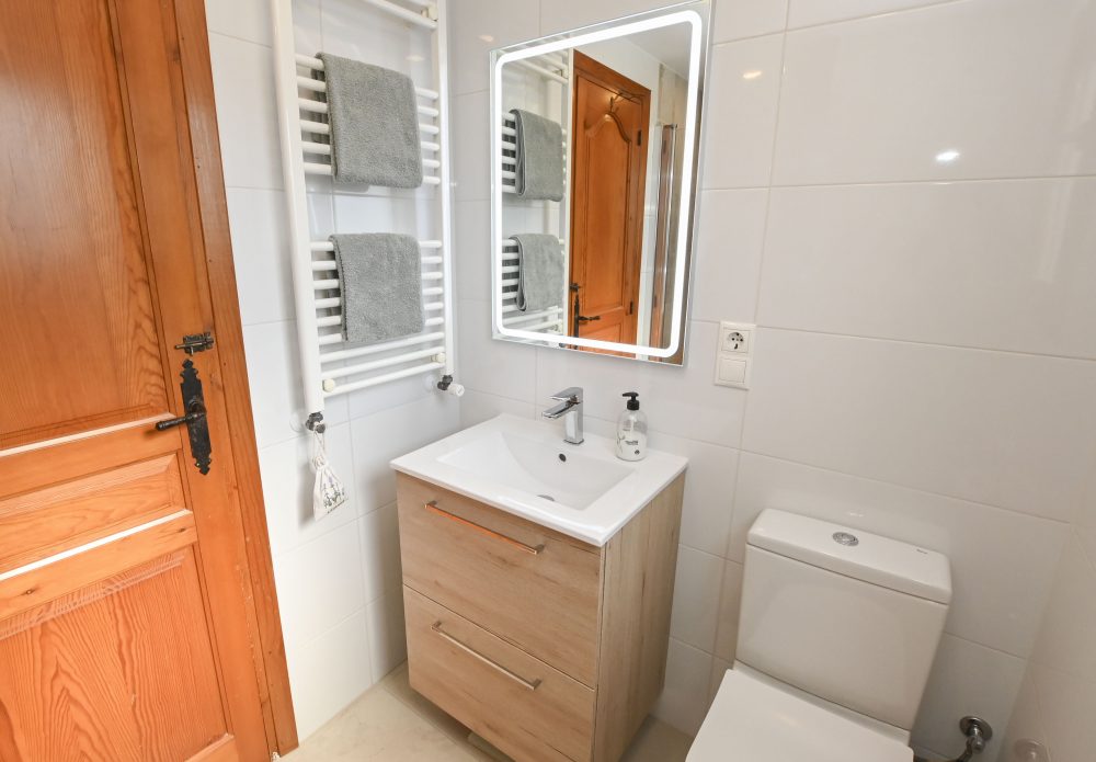 28. RAFOL BAÑO