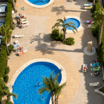 Esmeralda Suites piscina
