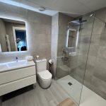 24. Alexia II Baño