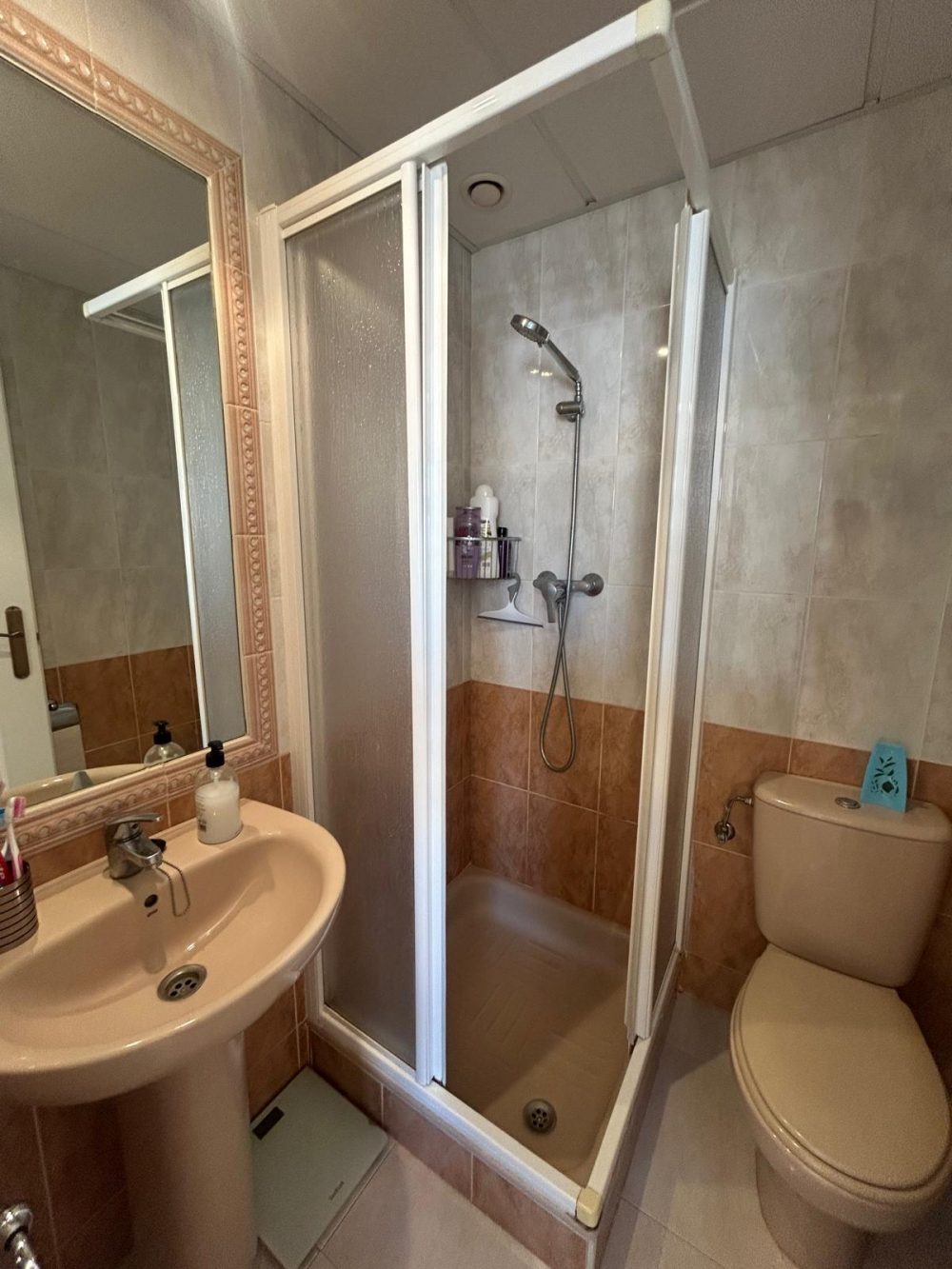 24. TOPACIO II BAÑO EN-SUITE