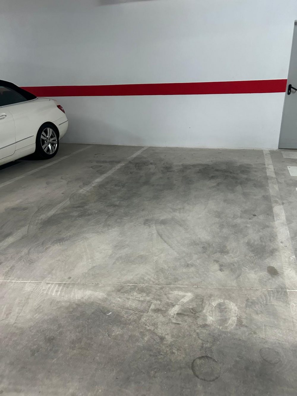 31. SUNRISE TOWER PARKING