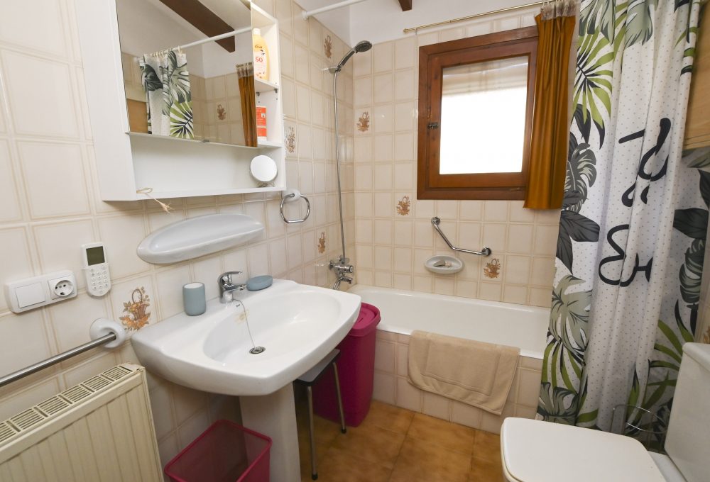 23. C SANDAL BAÑO