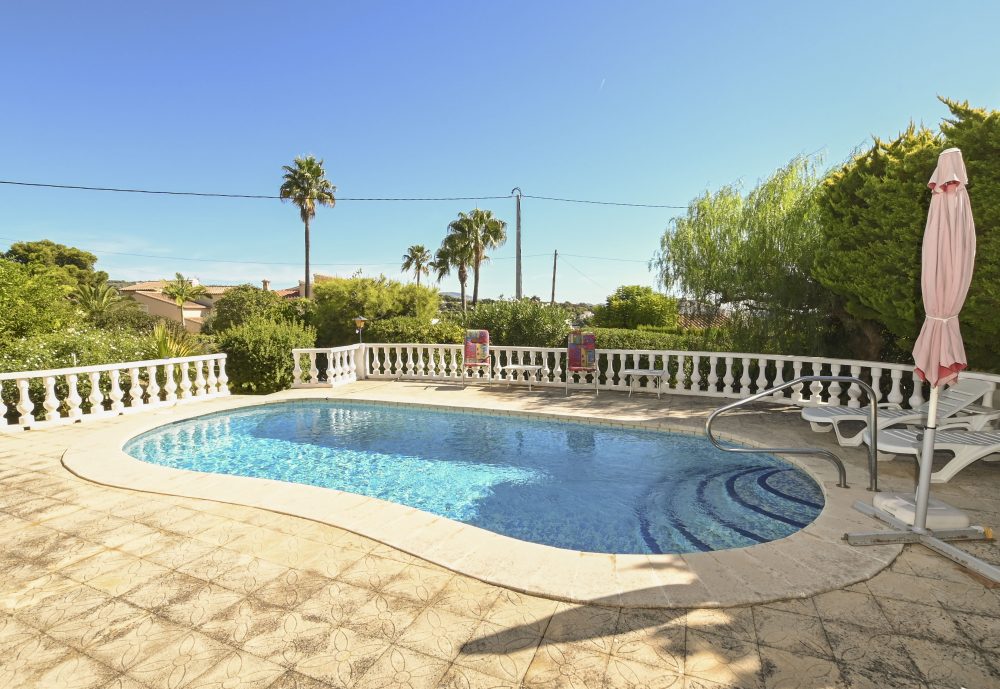 3. C SANDAL PISCINA