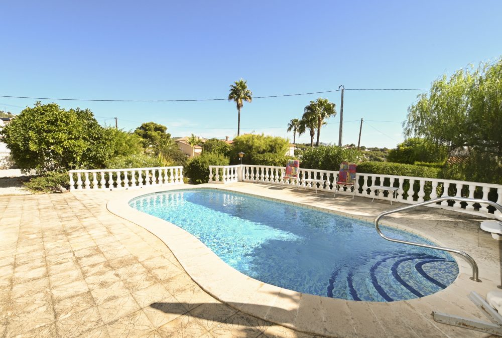 4.. C SANDAL PISCINA