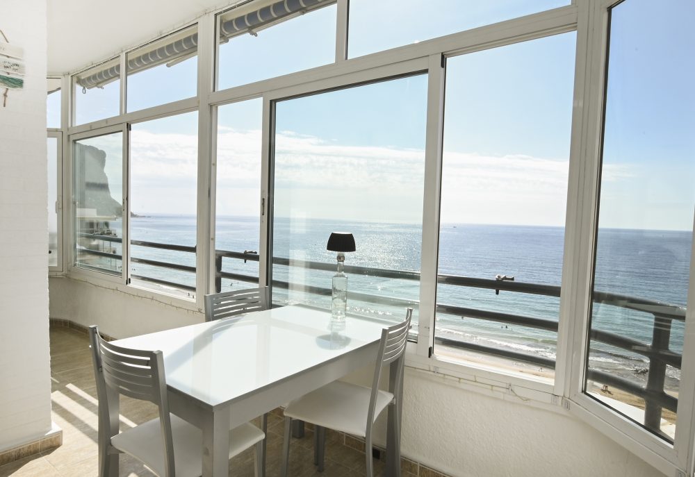 12. Arenal Comedor-terraza