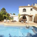 2. Ricarlos Piscina