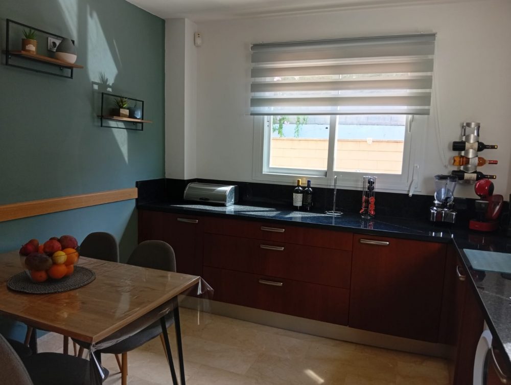 27. VALLEY VIEW COCINA