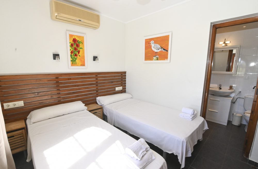 30. Ricarlos Dormitorio
