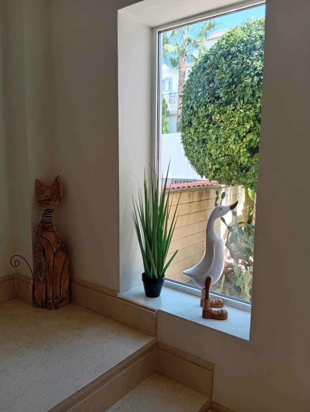 30. VALLEY VIEW ESCALERA