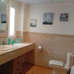 43. VALLEY VIEW BAÑO