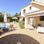 9. Ricarlos Fachada piscina
